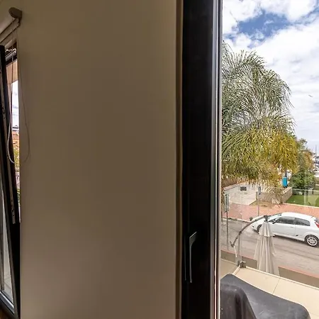 Bmyguest - Marina's View